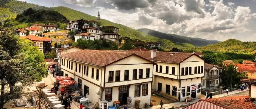 Mustafa Özbilge Kapak Resmi