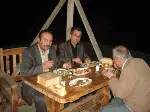 Eski Dostlar Hasret Giderdi