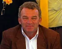 Vedat Özer Vefat Etti