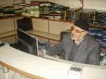 Yaşlı Adam İnternet Öğrenmeye Çalışıyor