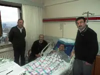 Hastane Ziyaret Etti
