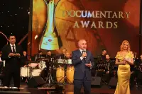 TRT Onur Ödülü Ertuğrul Karslıoğlu’na