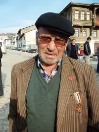 Kore Gazisi Madalyasını Gururla Taşıyor