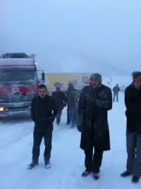 Başkan Yolda Kaldı