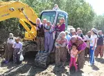 Köy Sakinleri, İş Makinelerini Durdurdu