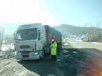 Trafik Ekiplerinden Kar Lastiği Denetimi