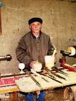 45 Yıldır Ahşaba Can Veriyor
