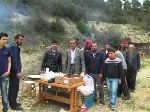Salih Çerçi’den Mangal Ziyafeti