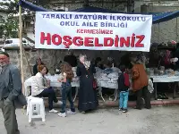 Atatürk İlkokulu Kermes Düzenledi
