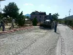 PARKE VE TRATUVAR ÇALIŞMALARI ARALIKSIZ DEVAM EDİYOR