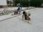 Taraklı Belediyesi, Okul bahçesine kilitli parke taşı döşüyor