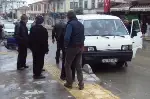Karşıdan Karşıya Geçenlere ‘Engel’ Bordür Taşları