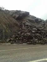Taraklı Geyve Yolunda Heyelan