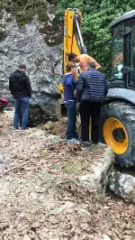 Gürleyik Su Kaynağında Umutla Bekleyiş