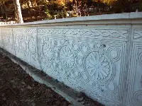 Mezarlığa İstinat Duvarı Yapıldı