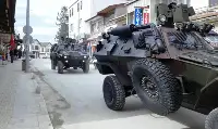 Zırhlı Araçlar Taraklı Sokaklarında