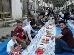 Semerkand Vakfından Geleneksel İftar Yemeği