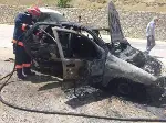 Otomobil Alev Aldı.
