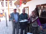 Orhangazi ve Yunuspaşa Çarışısı Esnafından Aşure İkramı
