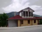 Evin Terasına Taraklı İlçesi’nin Simgesi “Tarak” Astı.
