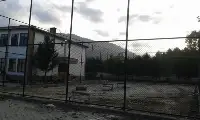 Okul Bahçelerine Mini Futbol Sahası.