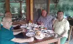 Kahvaltıda Buluştular