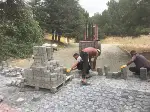 VE OKUL YOLU TAMAMLANIYOR...