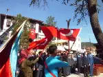 ÇELENK SUNMA TÖRENİ YAPILDI