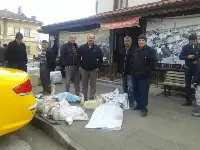Yılbaşı hindileri pazarda görücüye çıktı