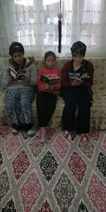 Ailece Kitap Okuyoruz