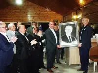 Meclis Üyesi Mustafa Özen’den Başkan Özkaraman’a Anlamlı Hediye