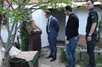 Kaymakam Okan Dağlı Yaşlı Çiftin evinde İftar Yaptı
