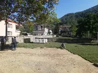 Tarihi Çınar Çevresinde Düzenleme