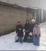 YENİKÖY MAHALLESİ'N DE ÇOCUKLAR KARIN TADINI ÇIKARTIYOR