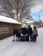 YENİKÖY MAHALLESİ'N DE ÇOCUKLAR KARIN TADINI ÇIKARTIYOR