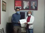TARAKLI CHP 97.YILDA YENİ ÜYELERE ROZET TAKIP ONUR BELGESİ TAKTİM ETTİ: