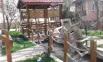 Kimliği belirsiz kişiler Rüştiye Çay Bahçesi’ne Zarar veriyor