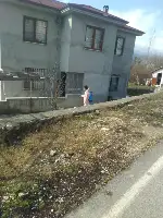 Muhtar Mustafa Çiğdem Mahallesini Dezenfekte Etti