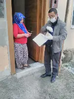 Yaşlıların Maaşları Evlerine Götürülüyor