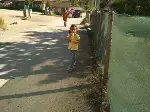 TARAKLI’DA KIZILAY ÇOCUKLARA ÇİKOLATALI SÜT DAĞITTI