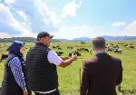 Vali Çetin Oktay Kaldırım, ilk görev gününde Tarakl'yı ziyaret etti.