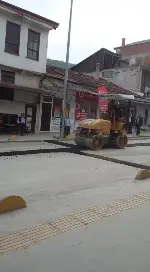 TARAKLI’DA ANKARA CADDESİ’N DE ASFALT YAMA ÇALIŞMASI