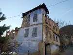 TARAKLI’DA METRUK BİNALAR TEHLİKE SAÇIYOR