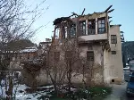 TARAKLI’DA METRUK BİNALAR TEHLİKE SAÇIYOR