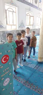 Taraklı’da Aşağı Camii İmamı Saim Aşık Camide Sosyal Market kurdu