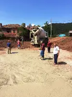 CAMİİ İNŞAATI YARDIM BEKLİYOR