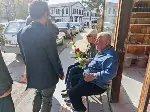 AGD Taraklı’da Gül Dağıttı