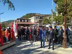 ÇELENK SUNMA TÖRENİ YAPILDI