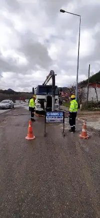 SASKİ ekipleri Taraklı da temizlik çalışmaları yapıyor