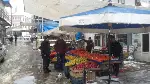 Kar Yağışı Pazarı Vurdu